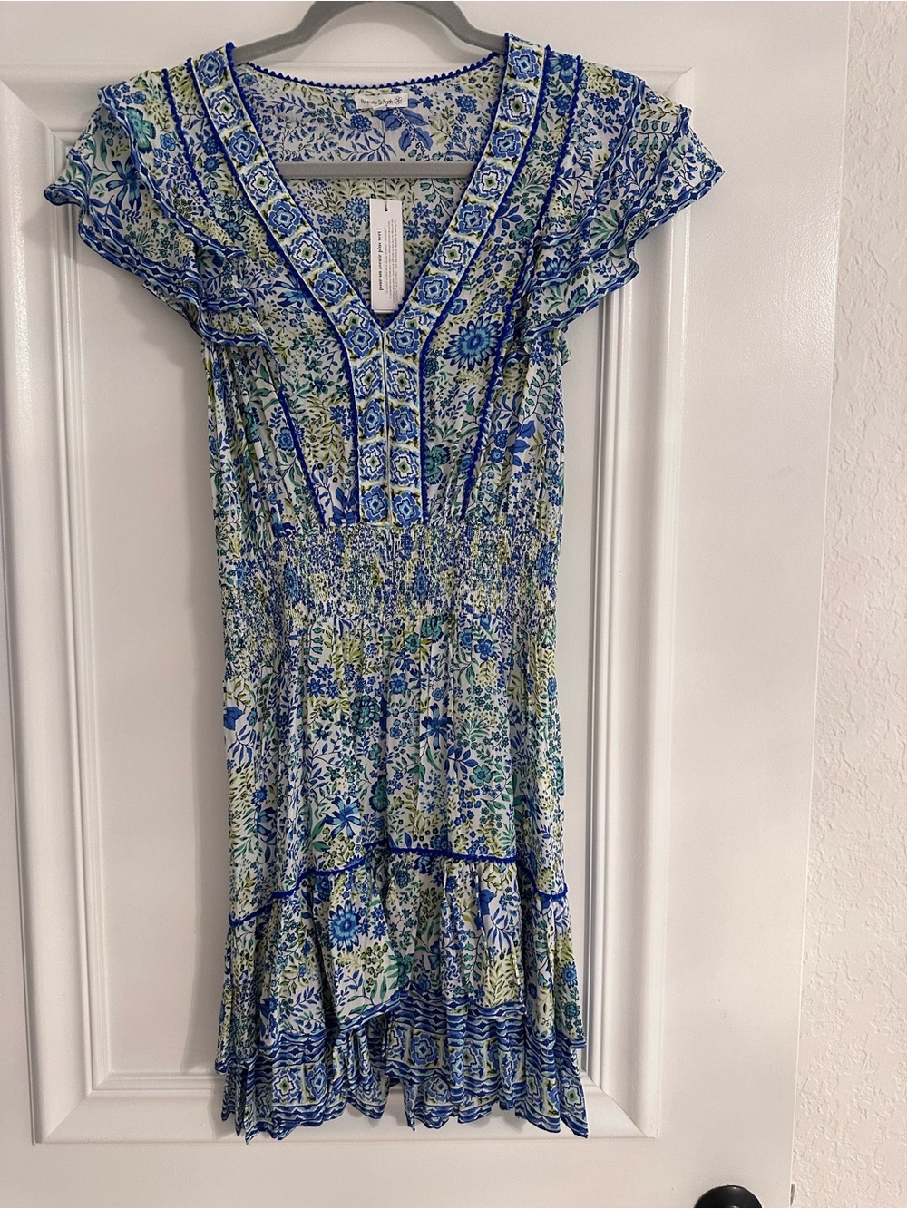 Poupette St Barth Camilla Blue Floral V-Neck Women's Dress NWT
Brand New
XS